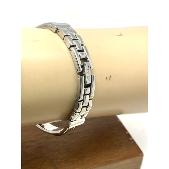 Timex Women's Watch TW2W62200 Quartz Gemmed Mother of Pearl Dial Steel 24mm - Picture 9 of 13